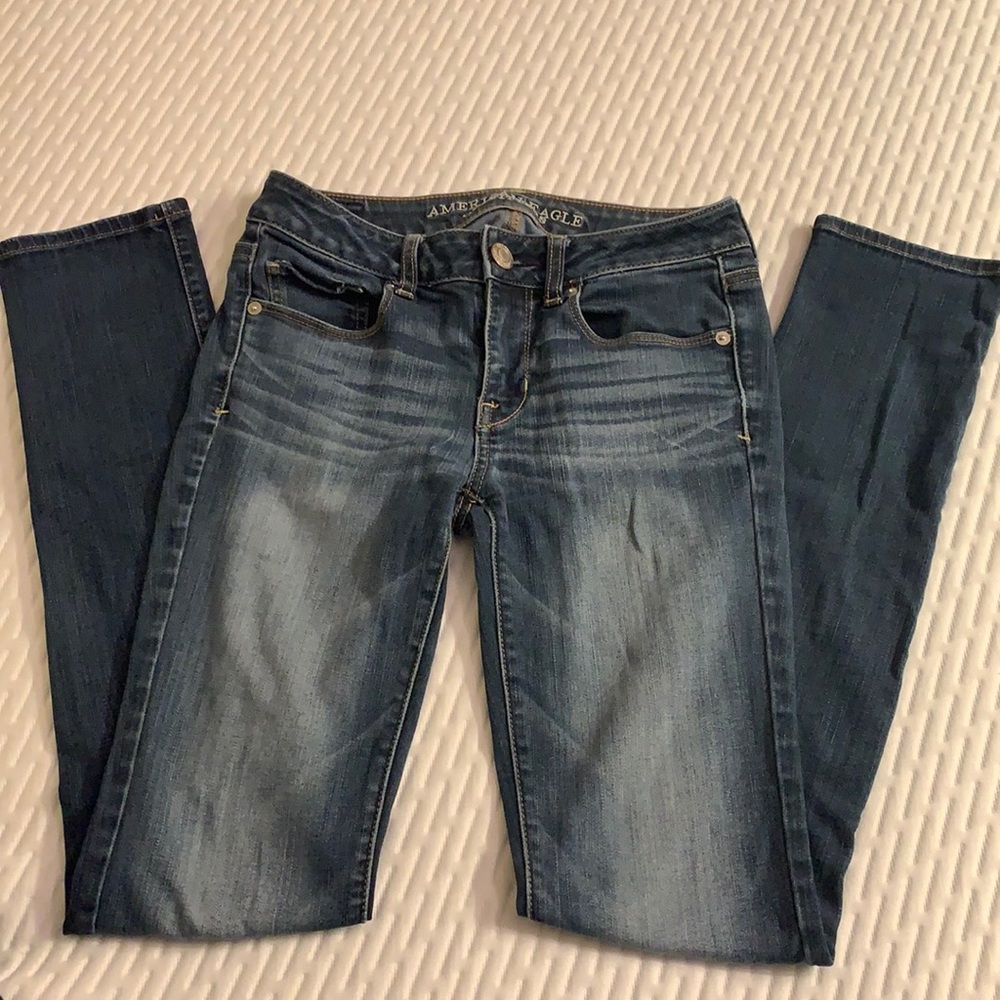 American Eagle Outfitters Skinny Jeans.